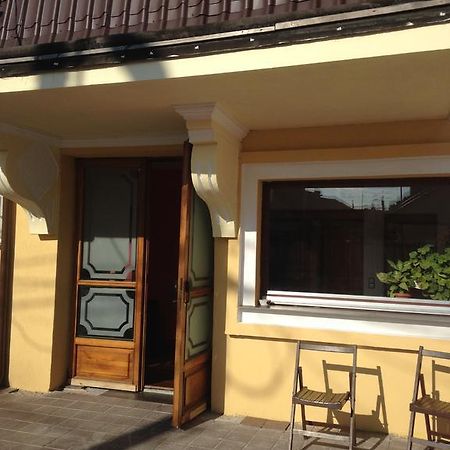 Brutarilor Guest House Cluj-Napoca Exterior foto